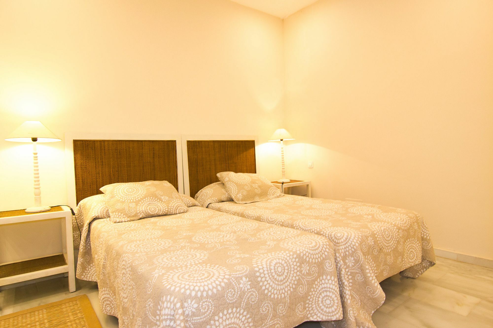 Oleholidays Adosado Azalea * Marbellac
